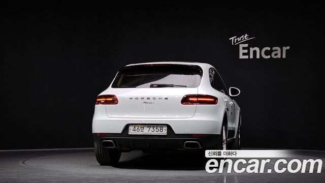 Porsche Macan 2.0 95B 2017 — фото 4