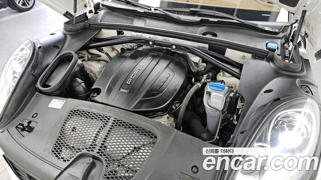 Porsche Macan 2.0 95B 2017 — фото 6