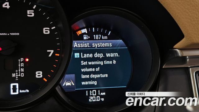 Porsche Macan 2.0 95B 2017 — фото 16