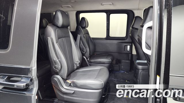 Hyundai Staria Lounge 9-Seater Prestige 2022 — фото 11
