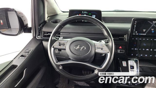 Hyundai Staria Lounge 9-Seater Prestige 2022 — фото 13
