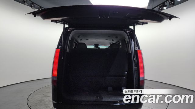 Hyundai Staria Lounge 9-Seater Prestige 2022 — фото 18