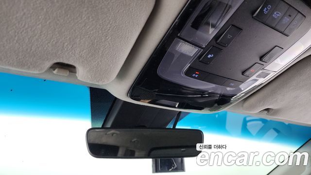Hyundai Staria Lounge 9-Seater Prestige 2022 — фото 20