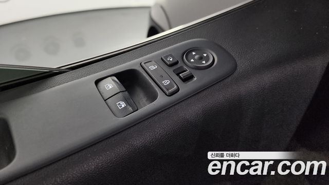 Hyundai Staria Lounge 9-Seater Prestige 2022 — фото 30