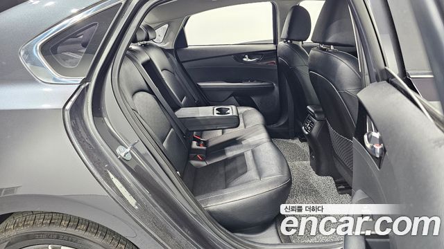 Kia K3 (II) 1.6 Noblesse 2022 — фото 12