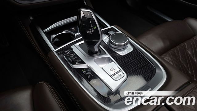 BMW 7 Series (G11) 730Ld xDrive M Sport 2021 — фото 9
