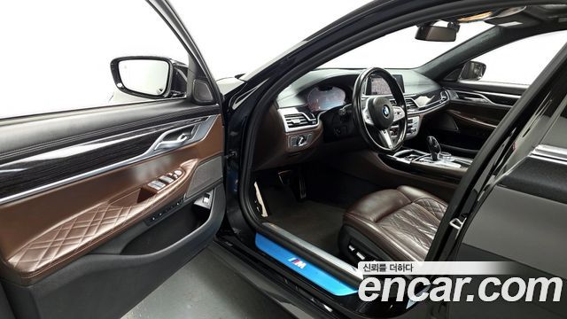 BMW 7 Series (G11) 730Ld xDrive M Sport 2021 — фото 10
