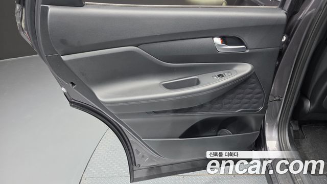 Hyundai Santa Fe Gasoline 2.5T 2WD Premium Choice 2021 — фото 25