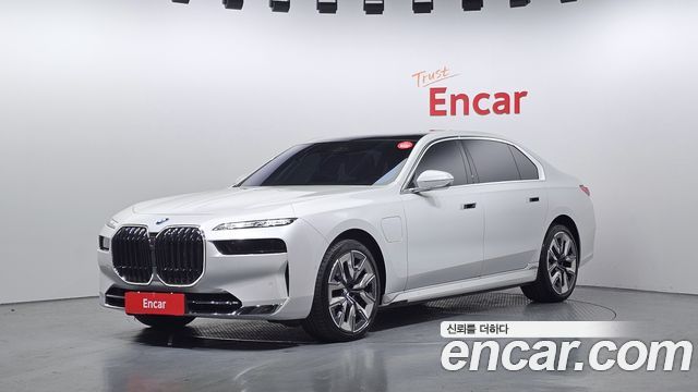 BMW 7 Series (G70) 750e xDrive Design Pure Excellence