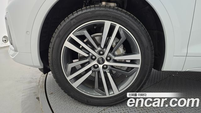 Audi Q5 (FY) 45 TFSI Quattro Premium 2021 — фото 5