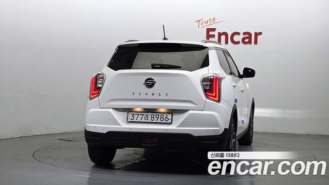 KG Mobility (SsangYong) Very New Tivoli Gasoline 1.5 2WD V3 2022 — фото 4