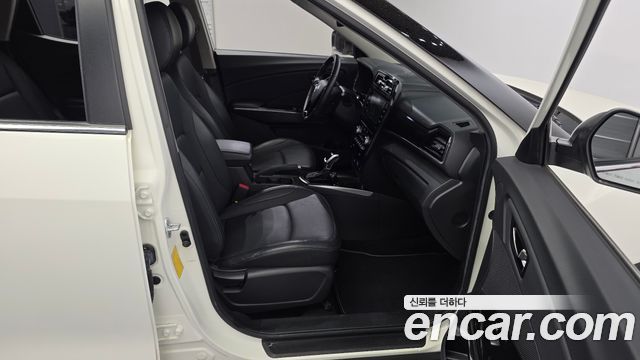 KG Mobility (SsangYong) Very New Tivoli Gasoline 1.5 2WD V3 2022 — фото 12