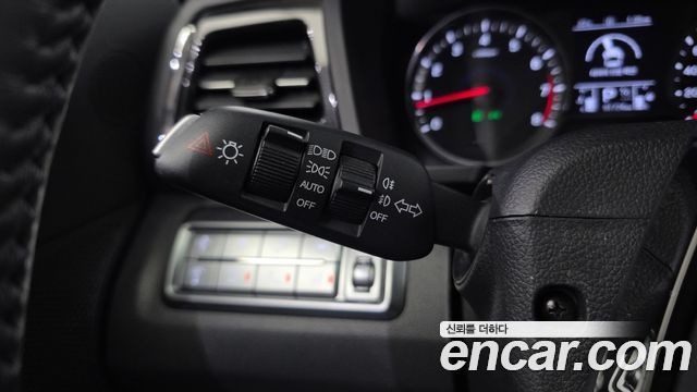 KG Mobility (SsangYong) Very New Tivoli Gasoline 1.5 2WD V3 2022 — фото 30