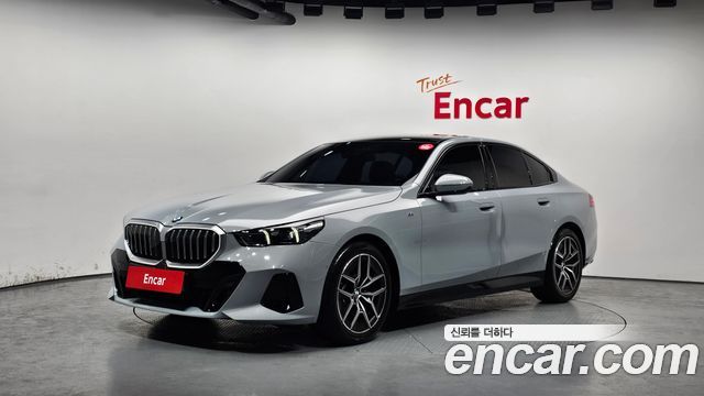 BMW 5 Series (G60) 520i M Sport