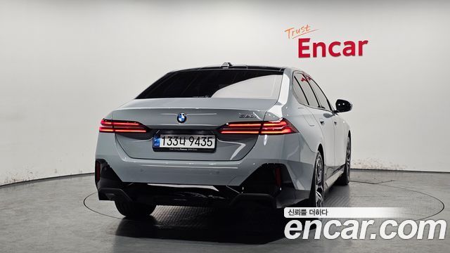 BMW 5 Series (G60) 520i M Sport 2024 — фото 4