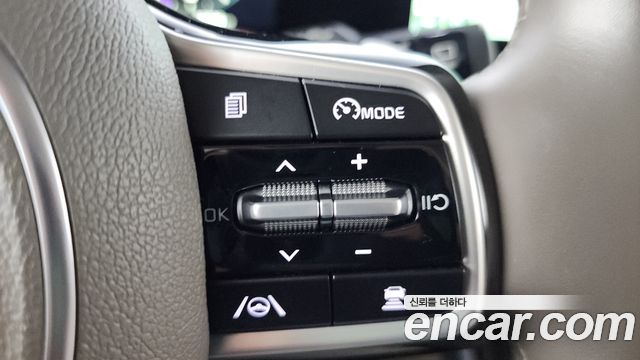 Kia Carnival (IV) Diesel 7-Seater Hi-Limousine Signature 2022 — фото 17