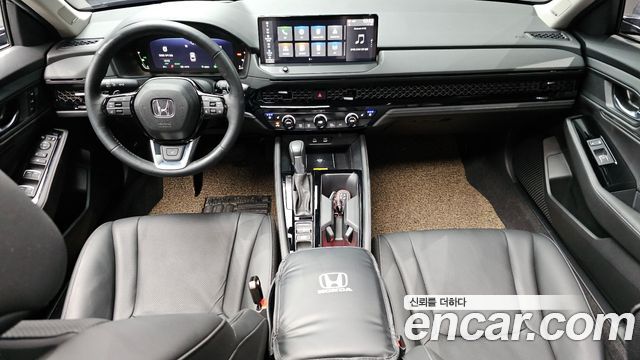 Honda Accord (XI) 2.0 Hybrid Touring 2023 — фото 7