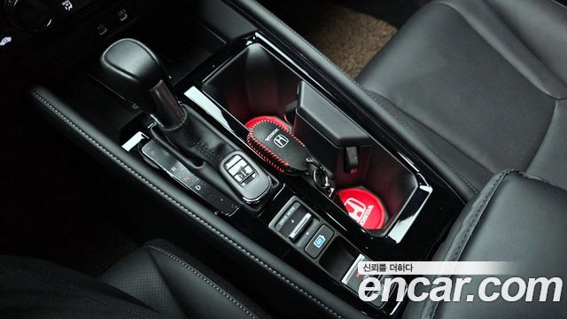 Honda Accord (XI) 2.0 Hybrid Touring 2023 — фото 9