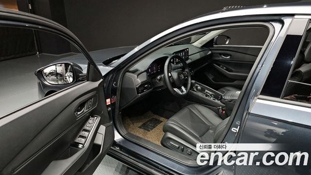 Honda Accord (XI) 2.0 Hybrid Touring 2023 — фото 10