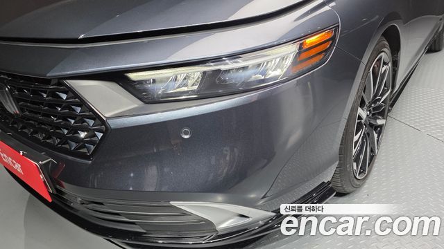 Honda Accord (XI) 2.0 Hybrid Touring 2023 — фото 22