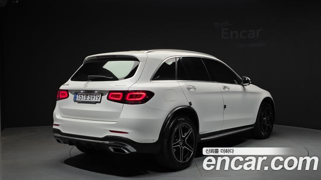 Mercedes-Benz GLC-Class (X253) GLC300 4MATIC 2022 — фото 2
