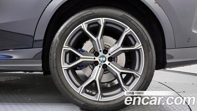 BMW X6 (G06) xDrive40i M Sport 2020 — фото 21