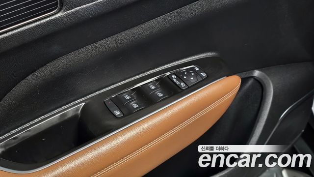 Renault Korea QM6 2.0 LPe RE Signature 2WD 2021 — фото 18