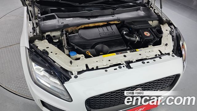 Jaguar E-PACE P250 First Edition 2018 — фото 6