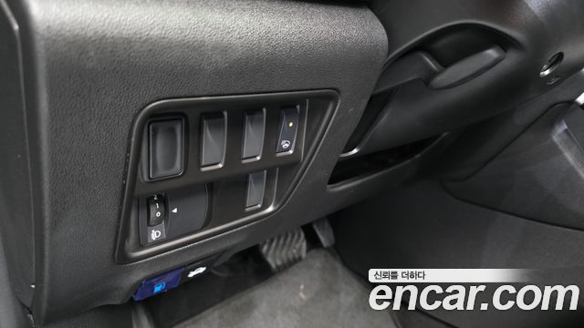 Renault Korea QM6 2.0 LPe LE 2WD 2021 — фото 19