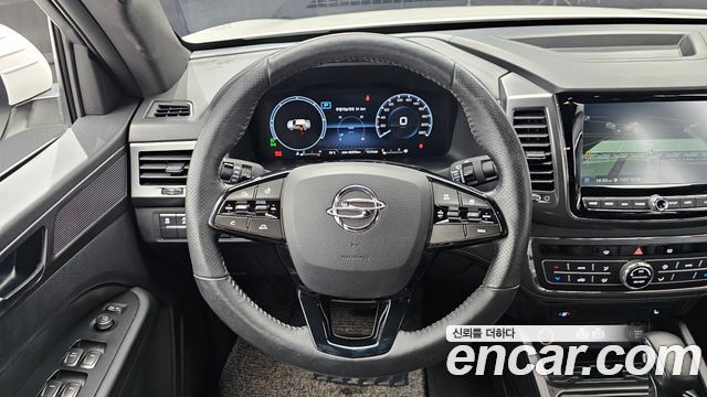 KG Mobility (SsangYong) Rexton Sports Diesel 2.2 2WD Prestige 2023 — фото 13
