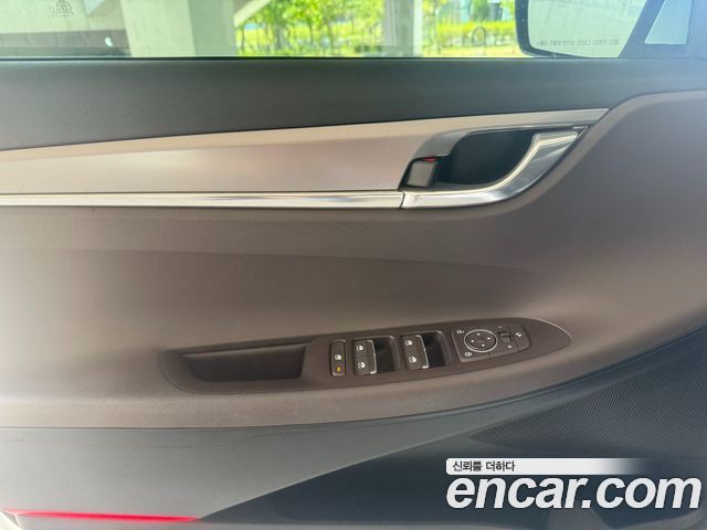 Hyundai Grandeur (IG) 3.0 LPi Premium Choice 2023 — фото 22
