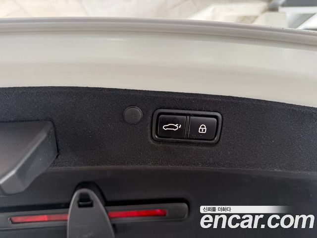 Hyundai Grandeur (IG) 3.0 LPi Premium Choice 2023 — фото 24