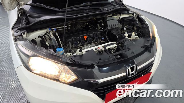 Honda HR-V 1.8 2016 — фото 6
