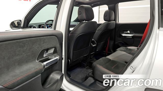 Mercedes-Benz GLB-Class (X247) AMG GLB35 4MATIC 2021 — фото 26