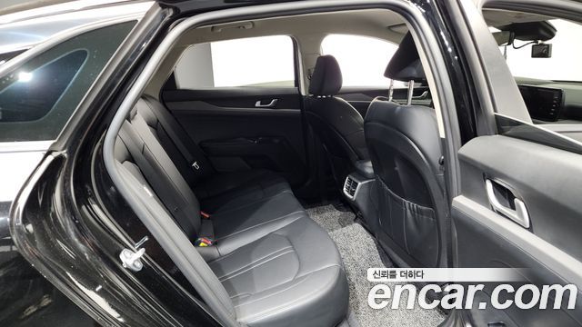 Kia K5 (III) 2.0 Prestige 2021 — фото 11