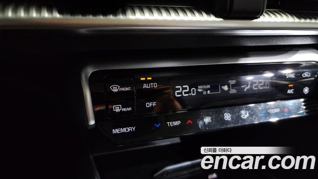 Kia K5 (III) 2.0 Prestige 2021 — фото 32