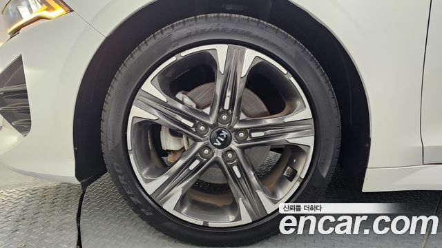 Kia K5 (III) 2.0 Prestige 2021 — фото 5