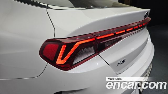 Kia K5 (III) 2.0 Prestige 2021 — фото 23