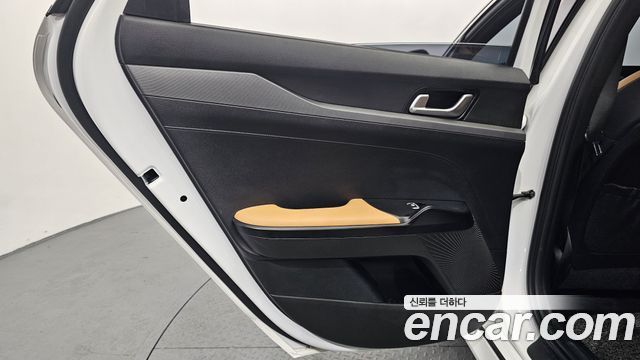 Kia K5 (III) 2.0 Prestige 2021 — фото 25