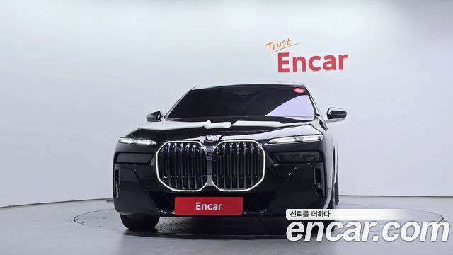 BMW 7 Series (G70) 740i xDrive M Sport 2025 — фото 3