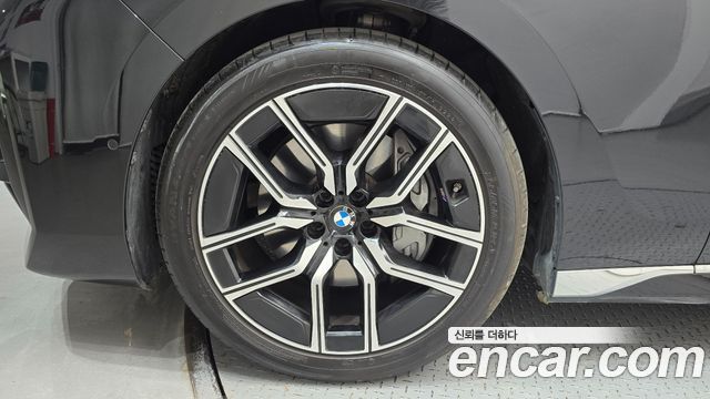 BMW 7 Series (G70) 740i xDrive M Sport 2025 — фото 5