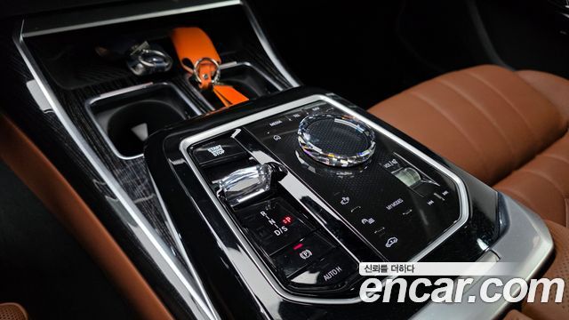 BMW 7 Series (G70) 740i xDrive M Sport 2025 — фото 9