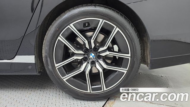 BMW 7 Series (G70) 740i xDrive M Sport 2025 — фото 21