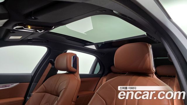 BMW 7 Series (G70) 740i xDrive M Sport 2025 — фото 29