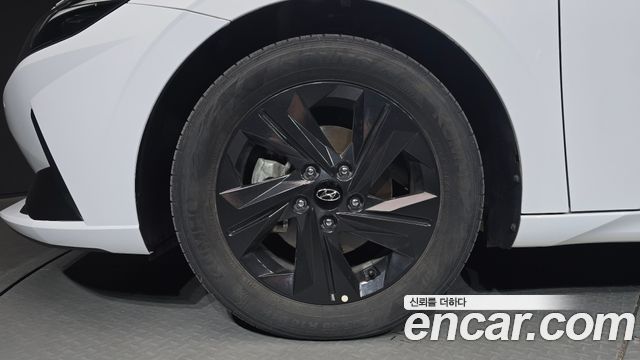 Hyundai Avante (CN7) 1.6 Inspiration 2023 — фото 5