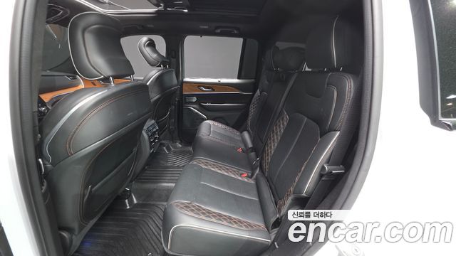 Jeep Grand Cherokee (WL) 4xe Summit Reserve 2023 — фото 32