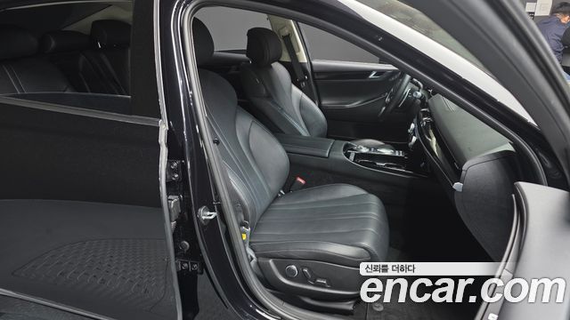 Genesis G80 (RG3) Gasoline 3.5 Turbo AWD 2022 — фото 12