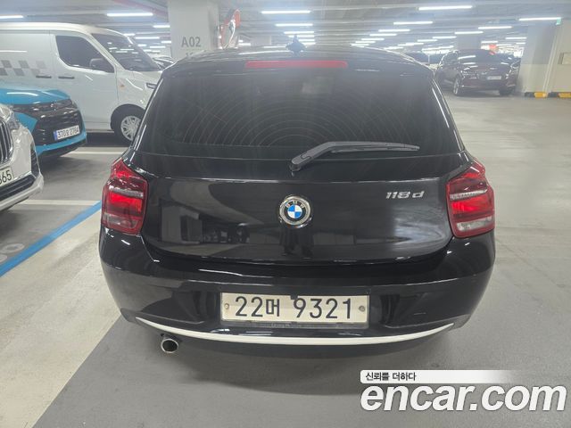 BMW 1 Series (F20) 118d Urban Pack1 5Dr 2013 — фото 4