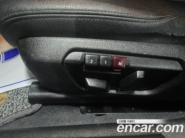 BMW 1 Series (F20) 118d Urban Pack1 5Dr 2013 — фото 9
