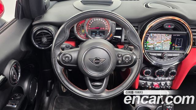 MINI Cooper S JCW 3rd Generation 2020 — фото 13